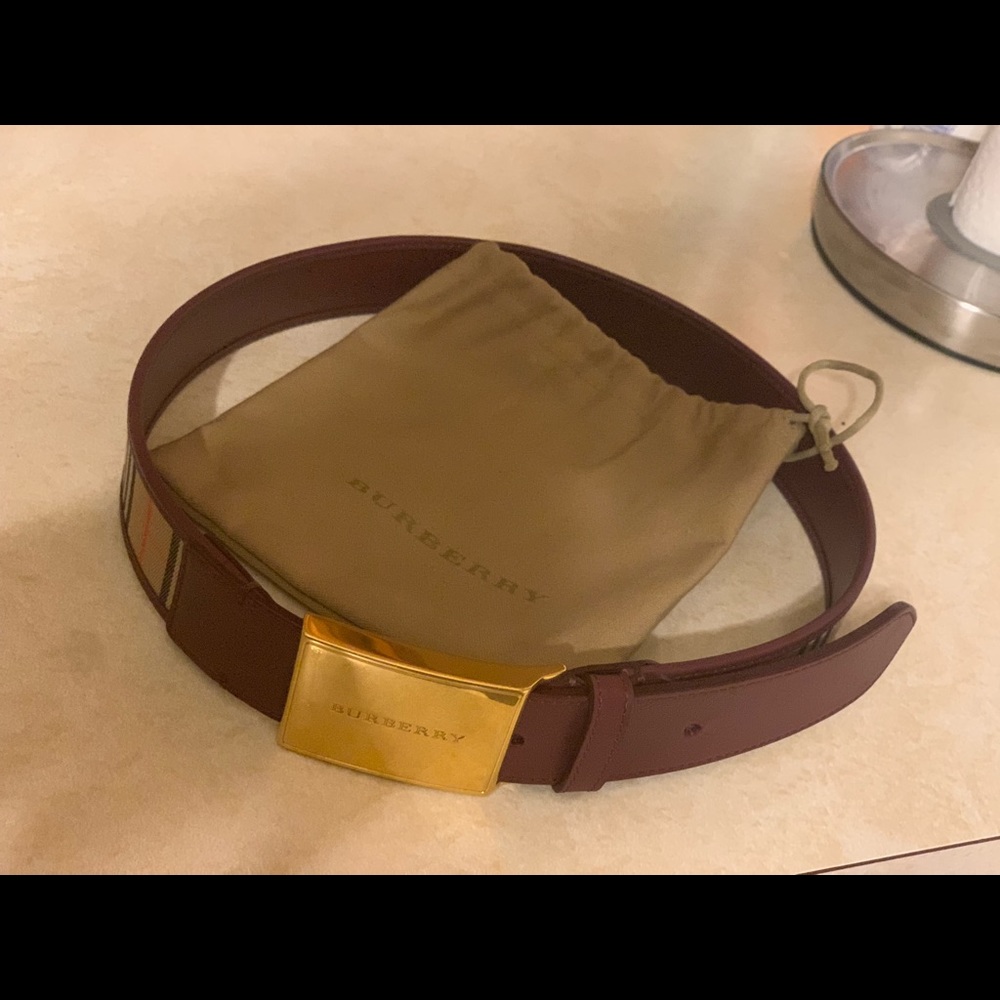 Authentic Vintage Men Burberry Plaque belt